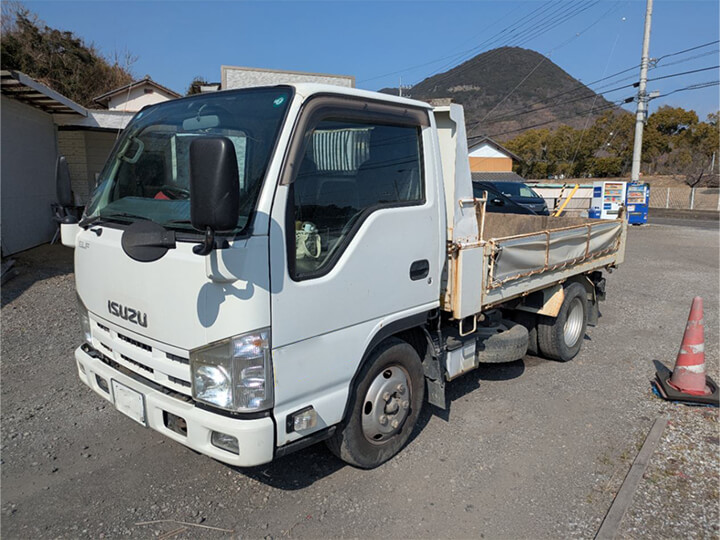 買取事例（いすゞ エルフ TKG-NKR85AD）の実物写真